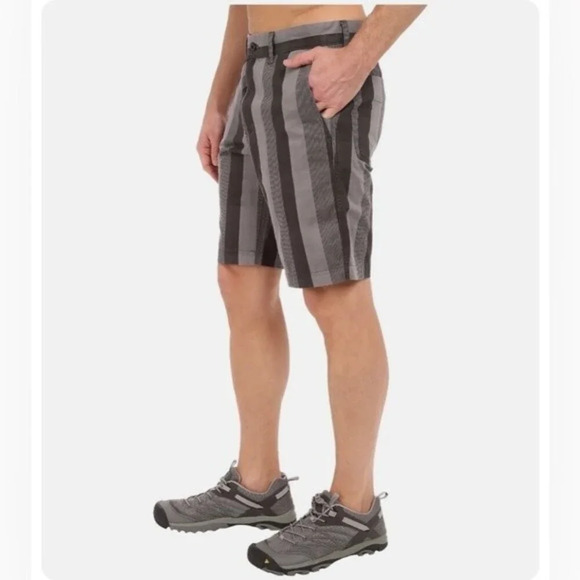 The North Face Men's Plaid Shorts The Narrows Asphalt Gray 38 - Picture 2 of 8